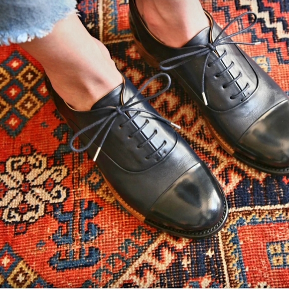 Oxford Leather Shoes - Picture 2 of 3